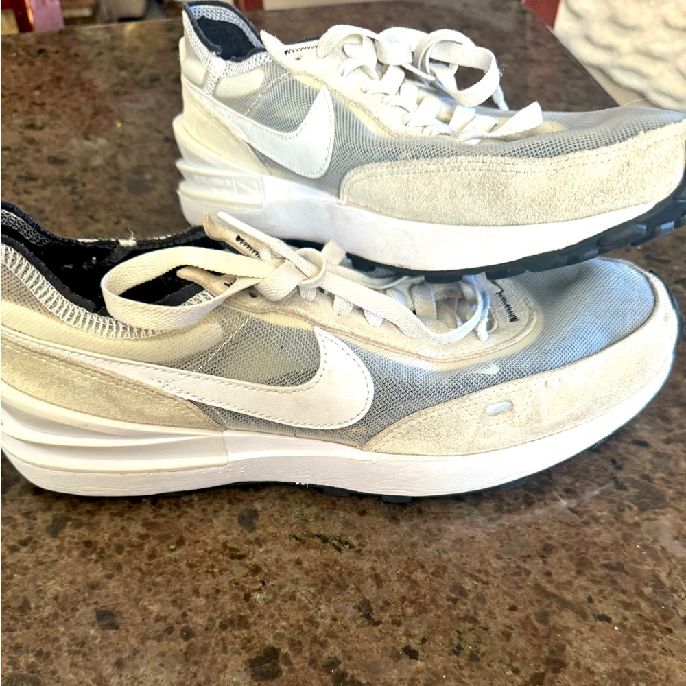 Nike running shoes mens 8.5